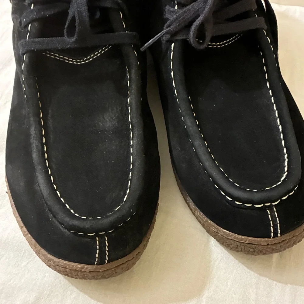 Ocean Minded Mens Black Suede Moccasin Chukka Boots Contrast Stitch Ribbed Knit